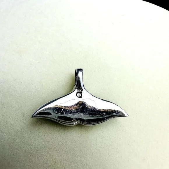 🌊 Sterling Silver Blue Opal Whale Tail Pendant Nautical & Ocean-Inspired Beauty - Picture 3 of 7